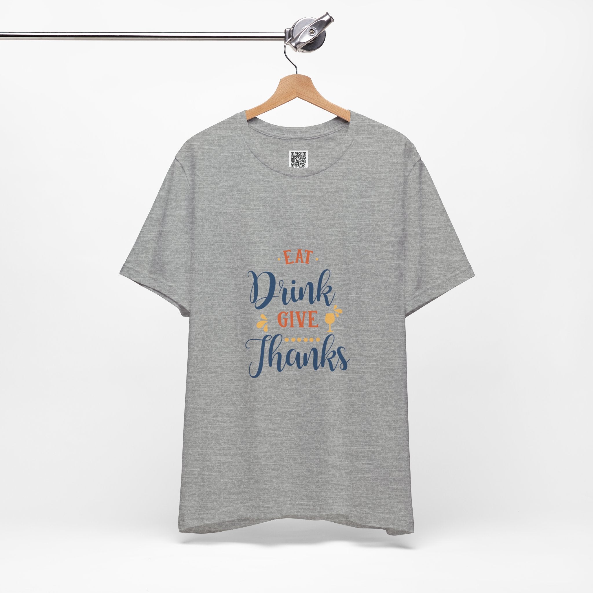 Eat, Drink, Give Thanks – Festive Holiday Spirit