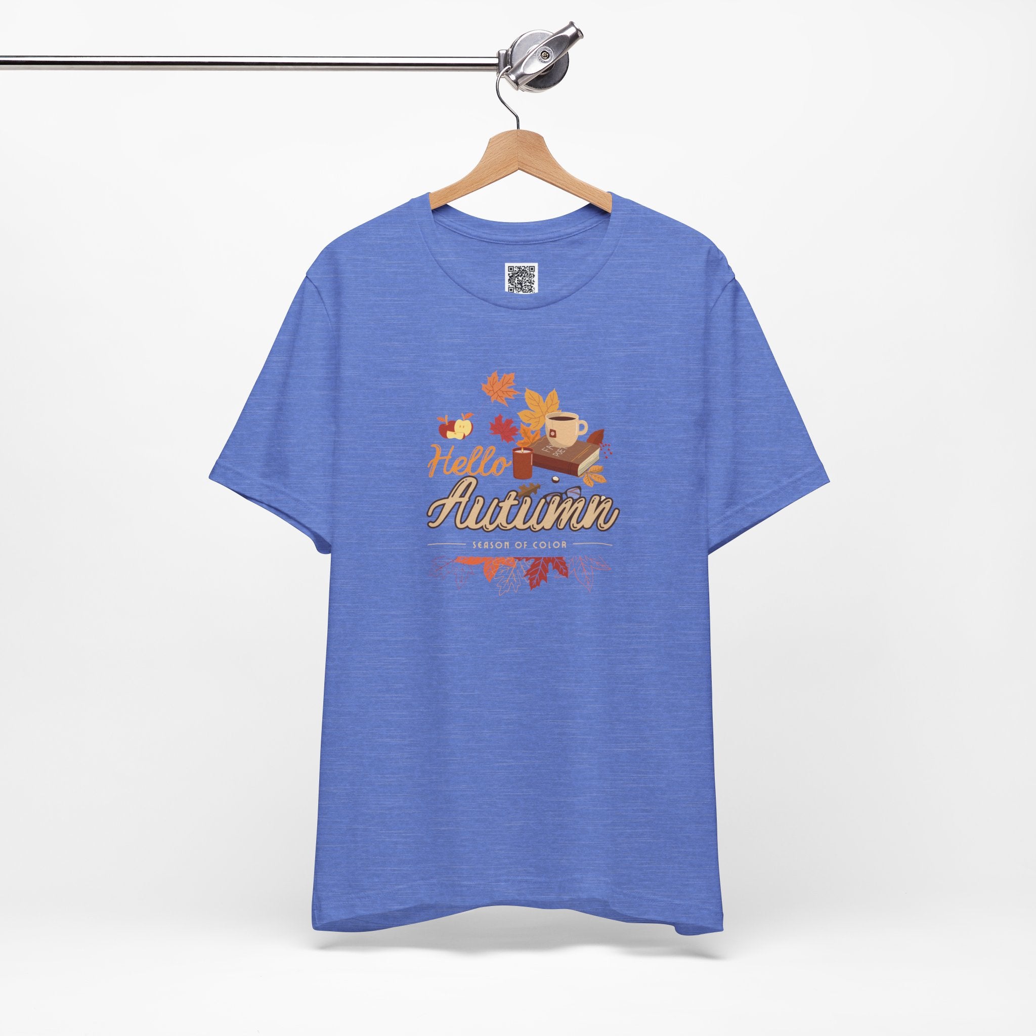 Hello Autumn T-Shirt – Cozy Fall Shirt with Books, Coffee & Leaves for Autumn Lovers