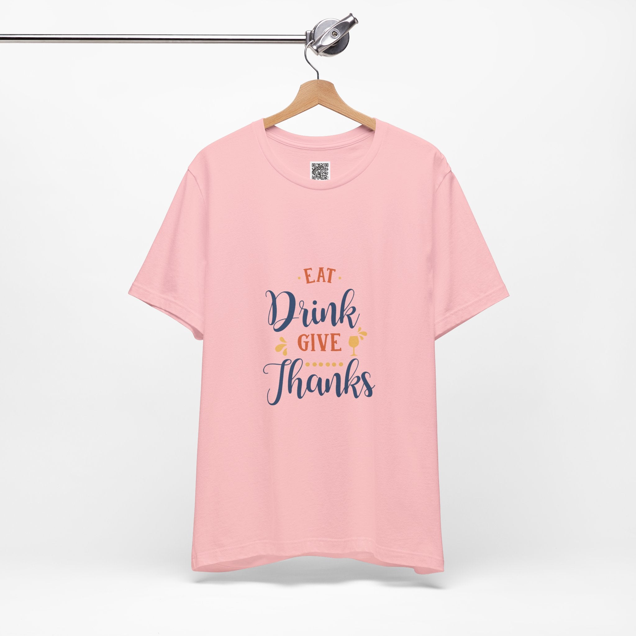 Eat, Drink, Give Thanks – Festive Holiday Spirit