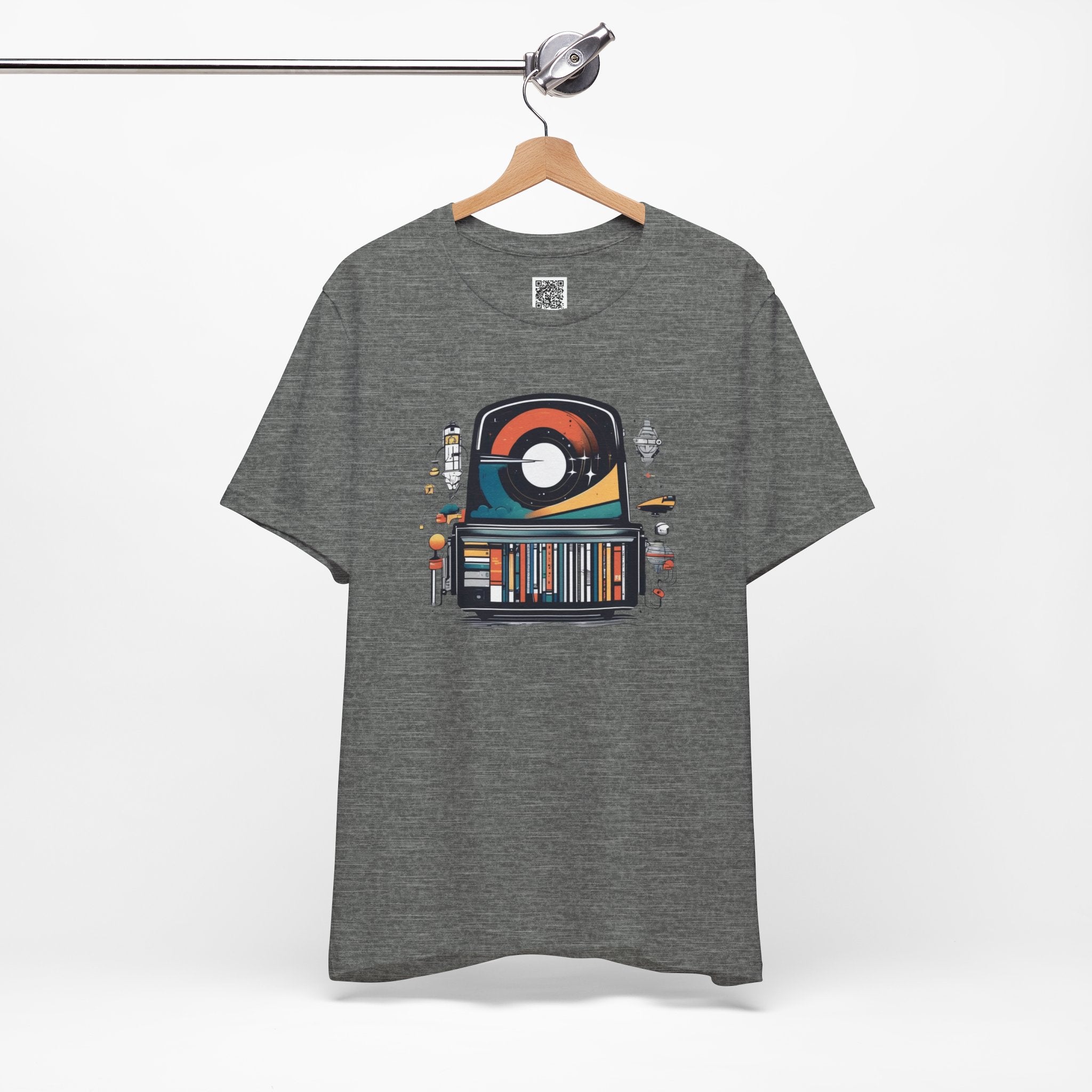 Cosmic Library Toaster – Retro Sci-Fi Book Lover’s Graphic Tee