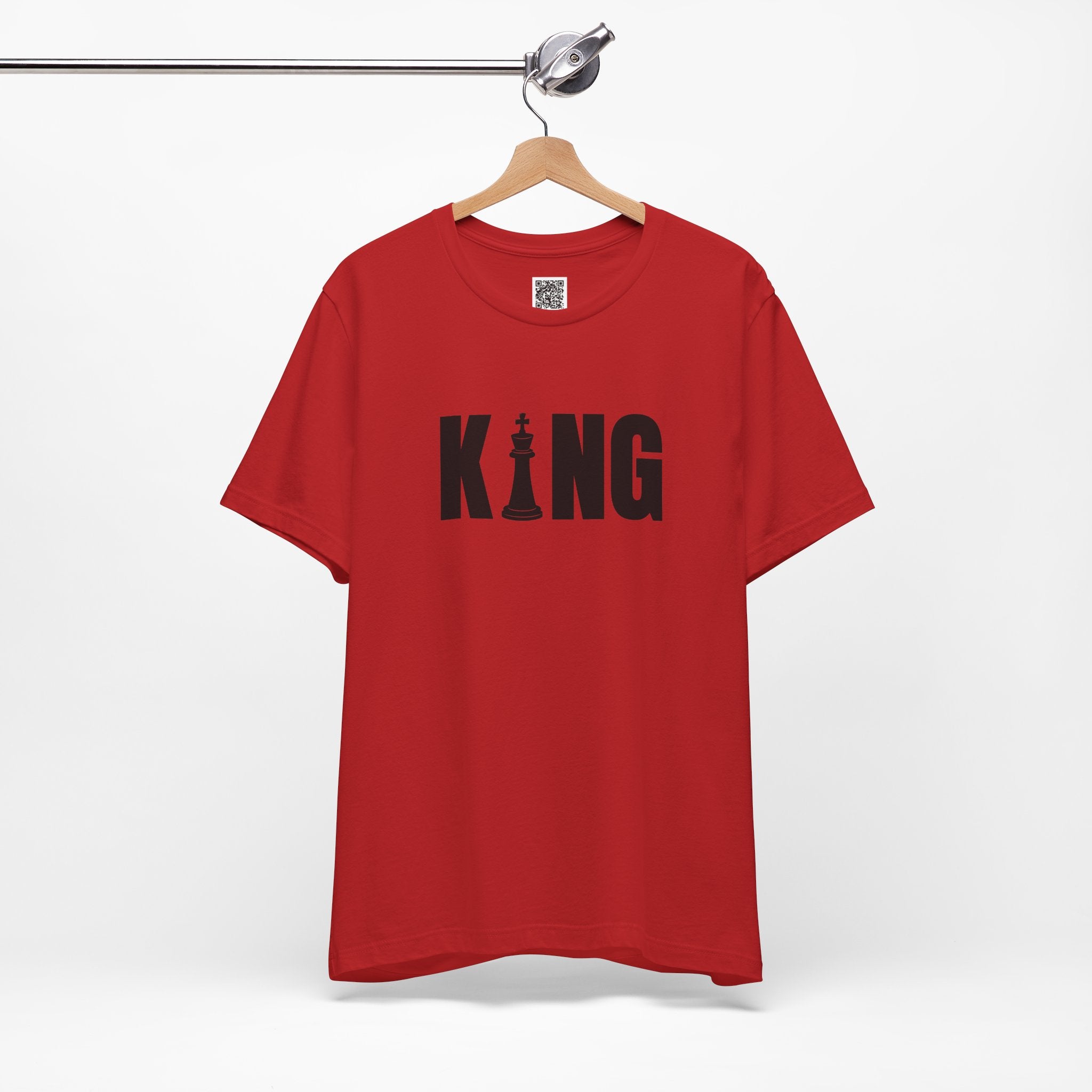 KING Chess Piece T-Shirt – Bold Minimalist Graphic for Chess Lovers & Power Players